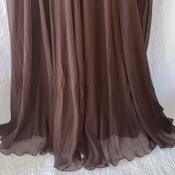 Jkara Beaded Bodice V-Neck Short Sleeve Faux Wrap Gown - Picture 6 of 12